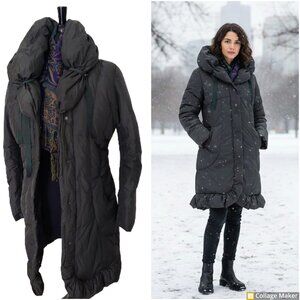 Tahari Puffer city coat. 100% Poly. Sz L.